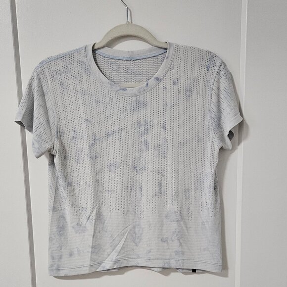 Lululemon Train to Be Short Sleeve Shirt Rainstripe Sheer Cloud Wash True Navy - Picture 3 of 5
